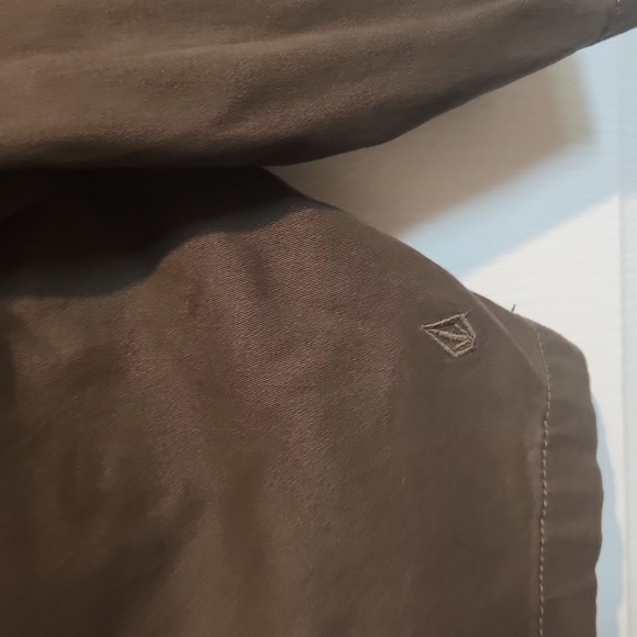 NWT‎ Volcom Road Trip Chino Shorts Mens Olive Green Logos Pockets Size 32 Preppy - Picture 9 of 9